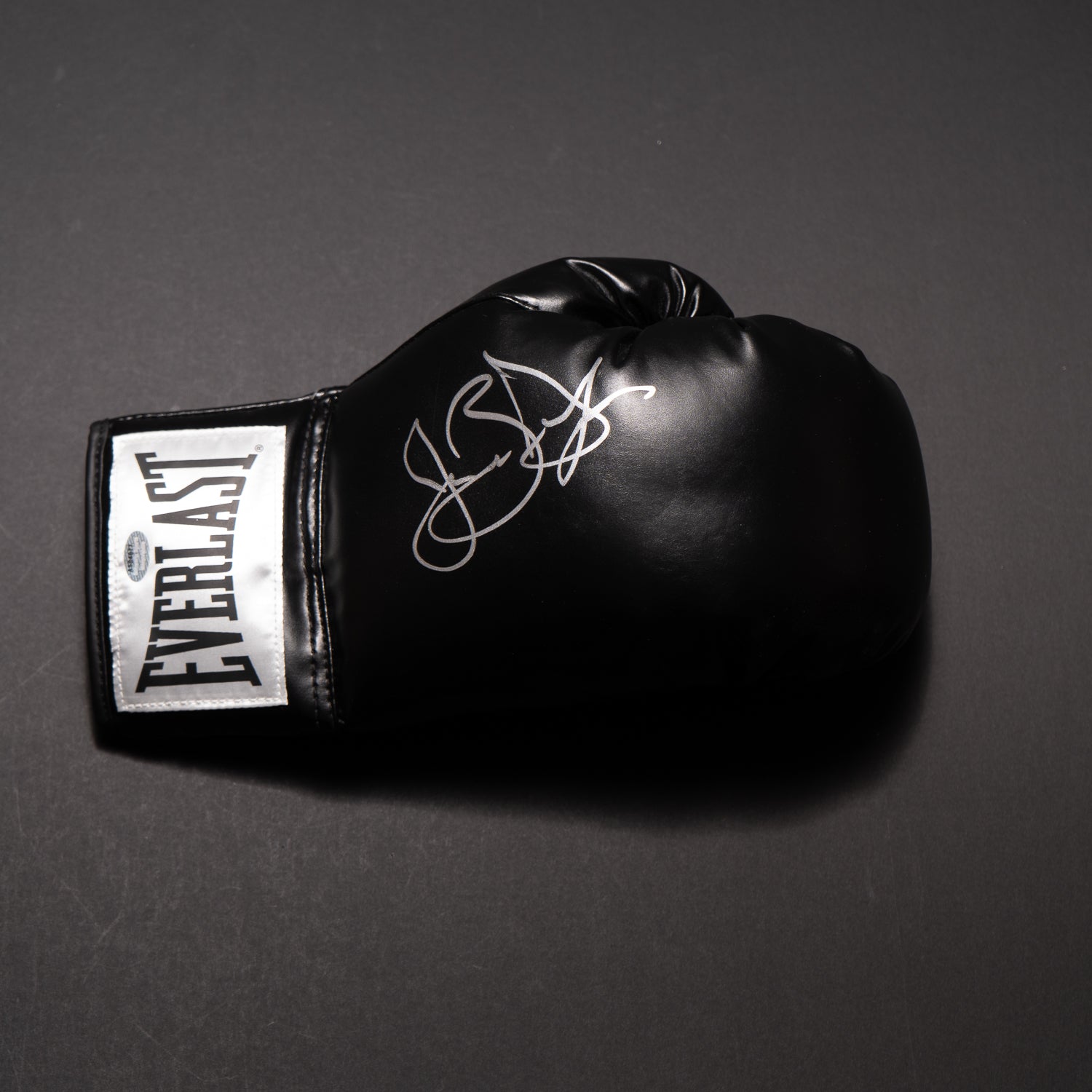 Guante Firmado - James "Buster" Douglas